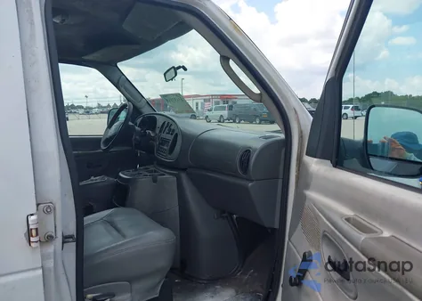 2003 Ford E-250 Commercial из США, поврежденный, VIN 1FTNE24213HA94894